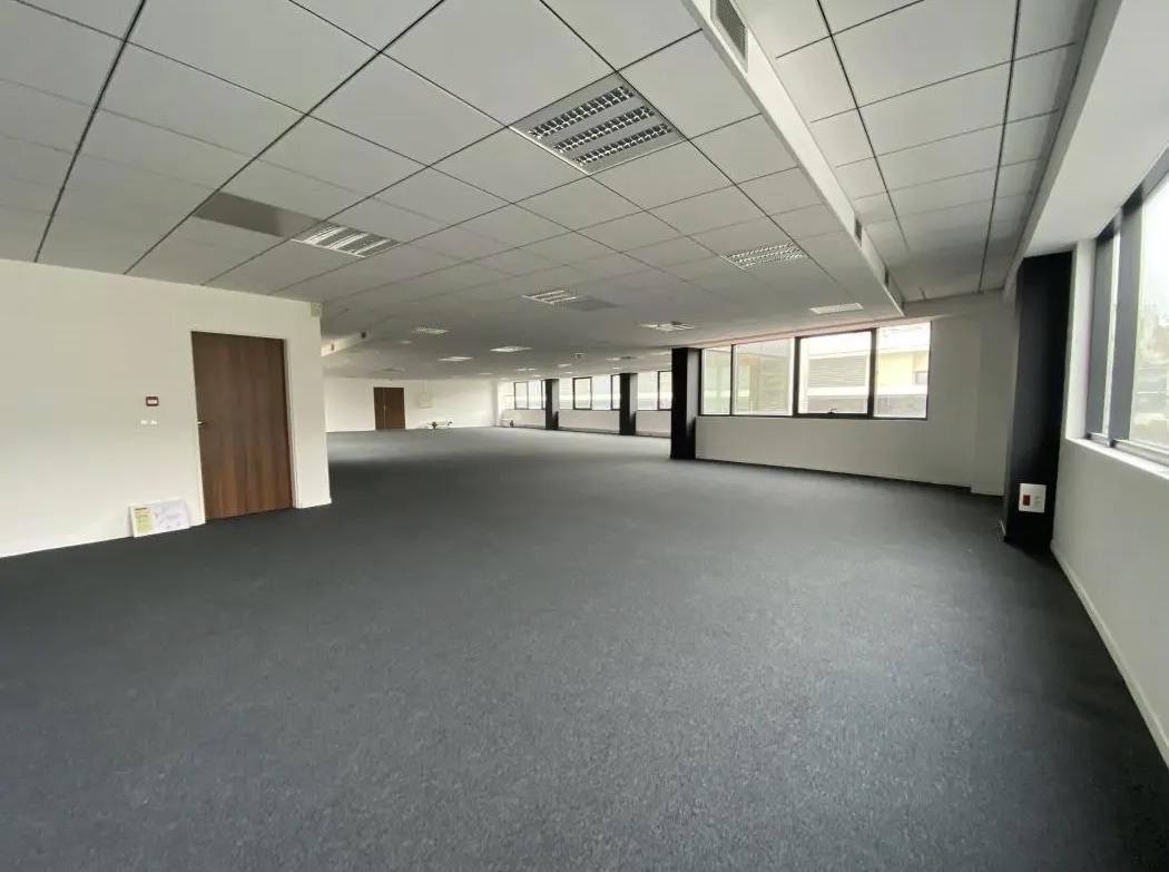 Chelles, SEM 77500 - Unit Lot 107 -  - Interior Photo - Image 2 of 11