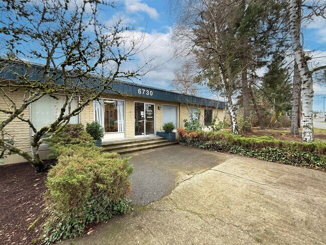 Plus de détails pour 6730 McEwan Rd, Lake Oswego, OR - Industriel à louer