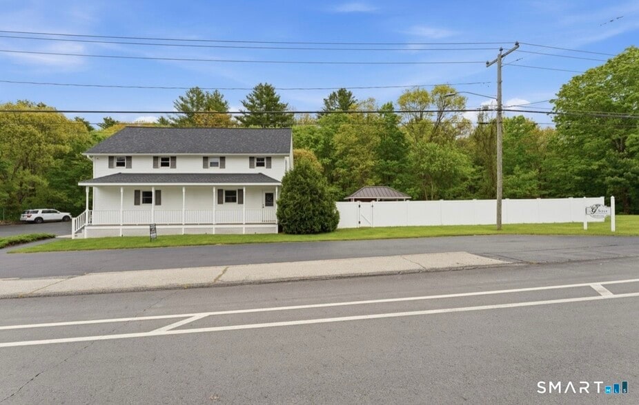 139 Riverside Dr, Thompson, CT à vendre - Photo du bâtiment - Image 2 de 41