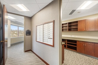 555 W Crosstown Pky, Kalamazoo, MI for lease Interior Photo- Image 2 of 20
