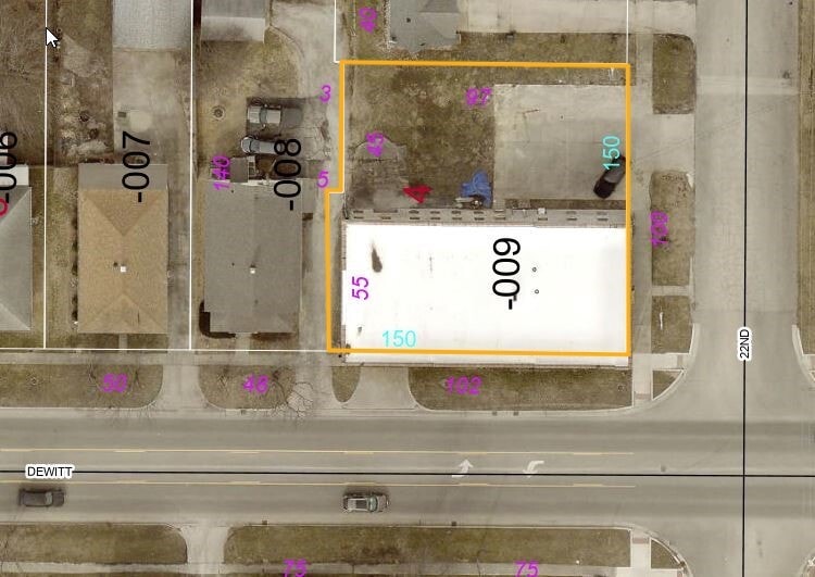 701 N 22nd St, Mattoon, IL à vendre - Photo du bâtiment - Image 2 de 25