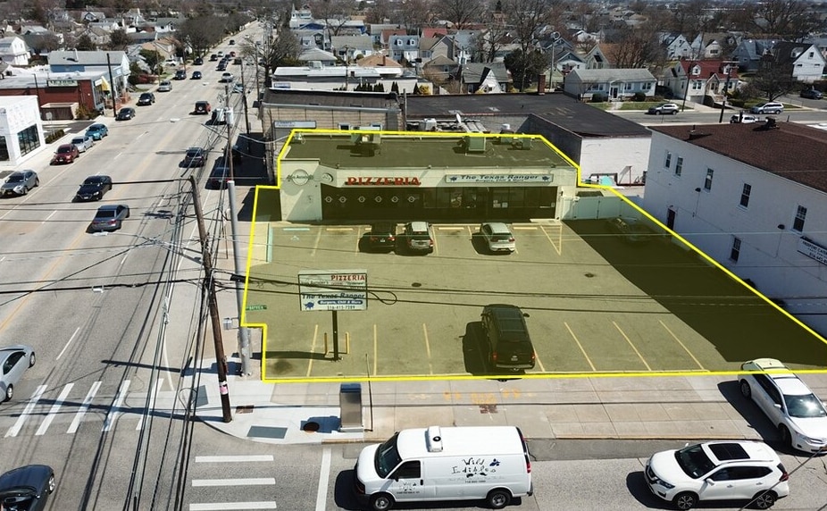 365 Atlantic Ave, Freeport, NY for sale - Building Photo - Image 2 of 51