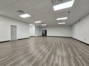 1200-1258 Remington Rd, Schaumburg, IL à louer Photo intérieure- Image 2 de 25