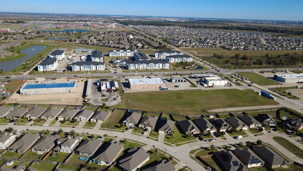 23059 Clay Rd, Katy, TX à vendre - Aérien - Image 1 de 3