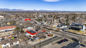 Littleton Blvd  Downtown proximity - Convenience Store