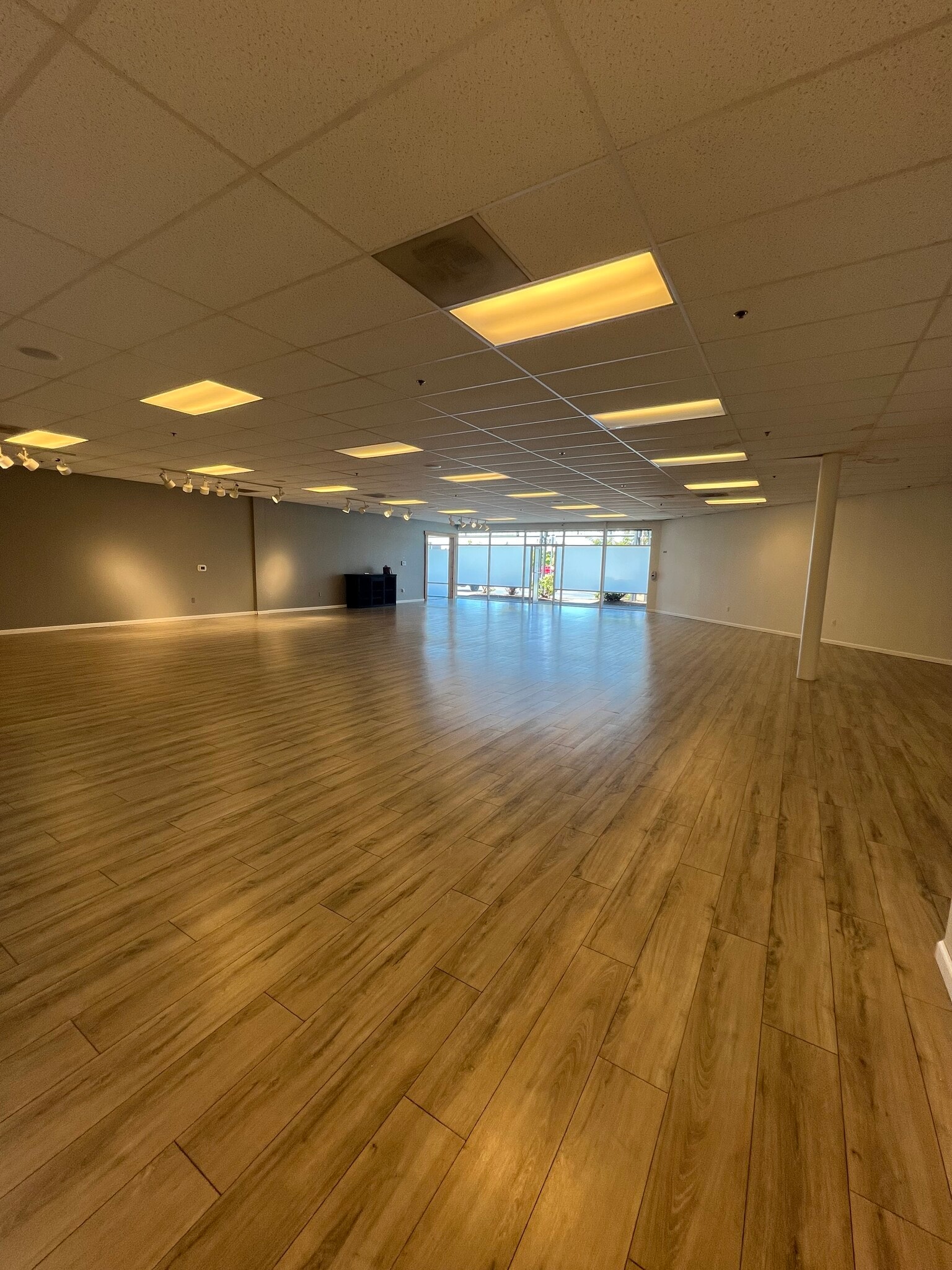 19001-19131 S Beavercreek Rd, Oregon City, OR for lease Interior Photo- Image 1 of 3