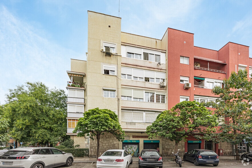 Calle De Felipe Moratilla, 7, Madrid, Madrid for lease - Building Photo - Image 2 of 2