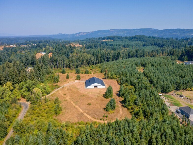 17401 NE 217th Ave, Brush Prairie, WA à vendre - Photo du bâtiment - Image 3 de 29