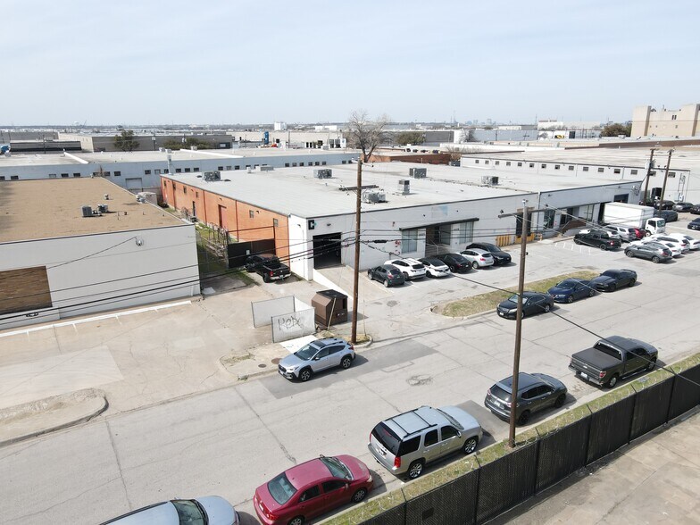 5025-5035 Sharp St, Dallas, TX for sale - Building Photo - Image 2 of 11