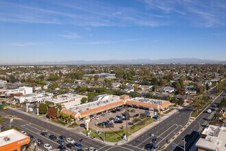 488 E 17th St, Costa Mesa, CA - AÉRIEN  Vue de la carte