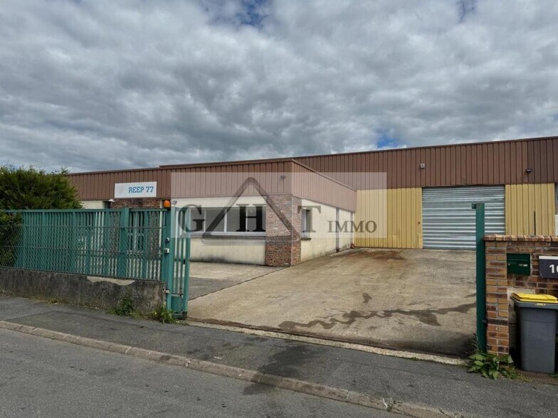 Industrial in Thorigny-sur-Marne for lease - Building Photo - Image 2 of 3