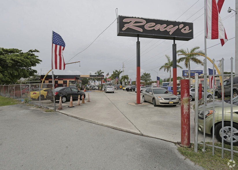 22825 S Dixie Hwy, Miami, FL à louer - Photo du bâtiment - Image 2 de 46