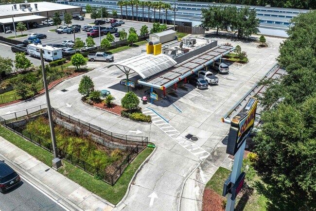 Plus de détails pour 908 Blanding Blvd, Orange Park, FL - Commerce de détail à vendre