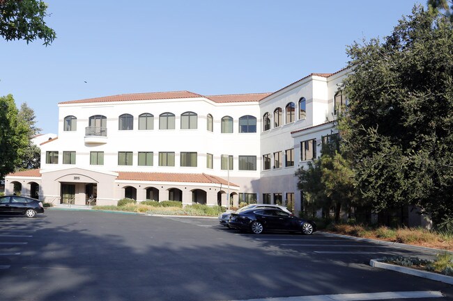 More details for 2815 Townsgate Rd, Westlake Village, CA - Office for Lease
