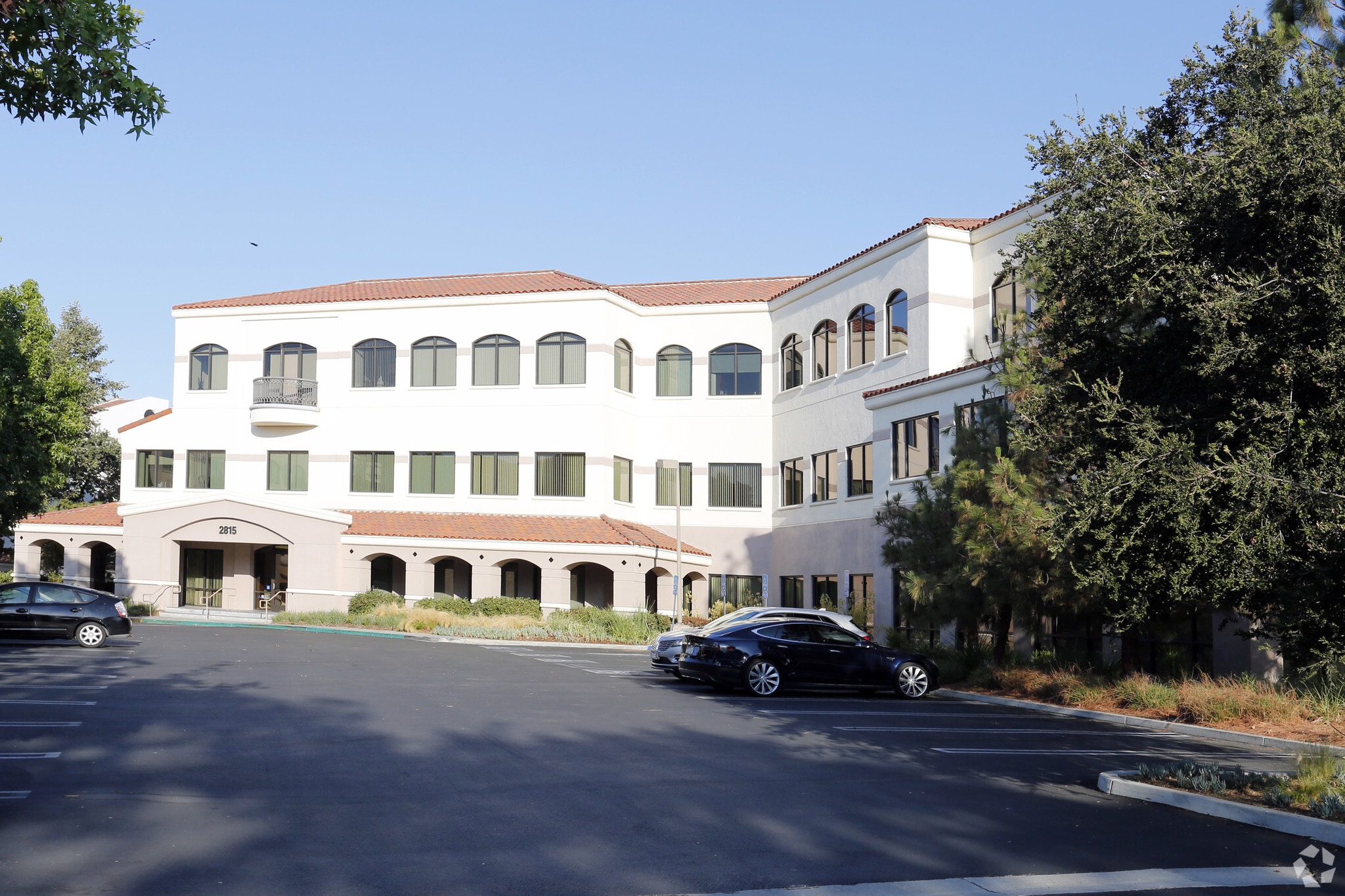 2815 Townsgate Rd, Westlake Village, CA for lease Primary Photo- Image 1 of 10
