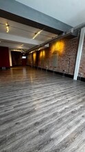 1109 Liverpool St, Pittsburgh, PA for lease Interior Photo- Image 2 of 12