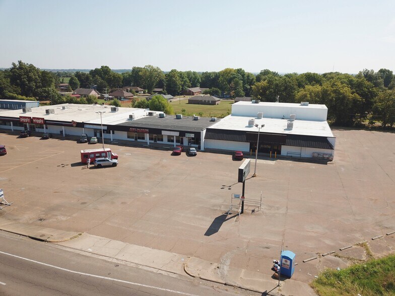 1038-1084 US 61 Hwy N, Tunica, MS à louer - Photo du bâtiment - Image 3 de 6