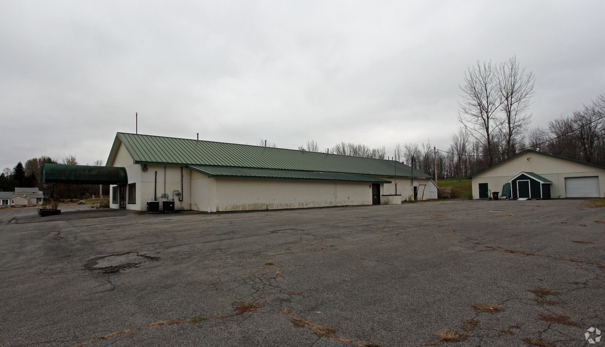 2107 Rt-48, Fulton, NY à vendre Photo du bâtiment- Image 1 de 16