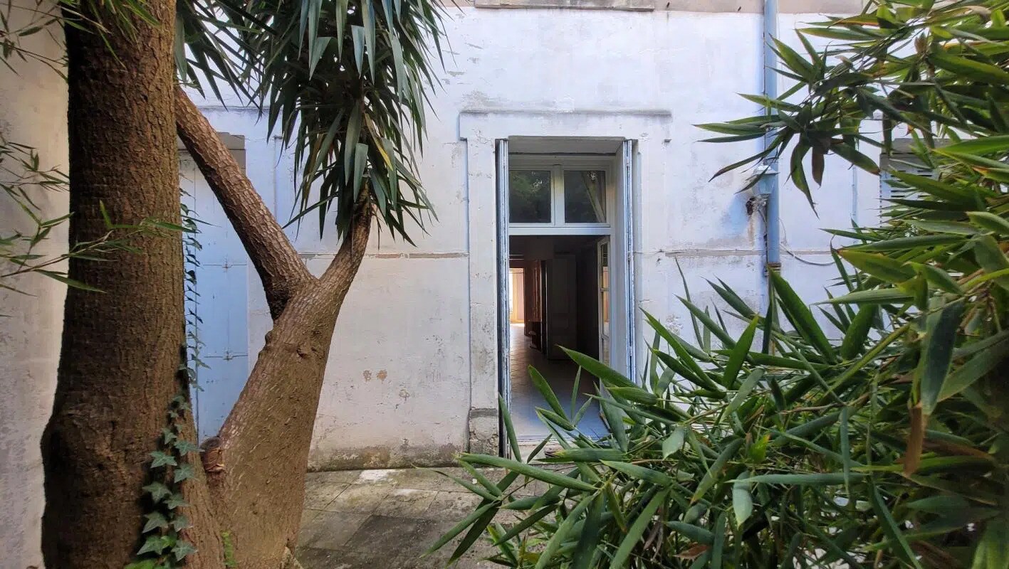 Office in Montpellier for lease Building Photo- Image 1 of 11