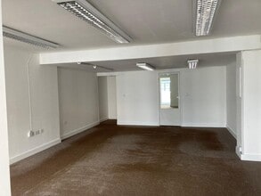 28 High St, Sandown for lease Interior Photo- Image 2 of 4