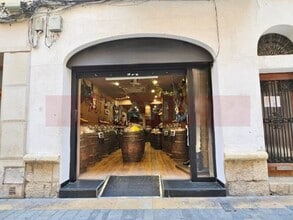 Retail in Sitges, Barcelona for lease Interior Photo- Image 1 of 6