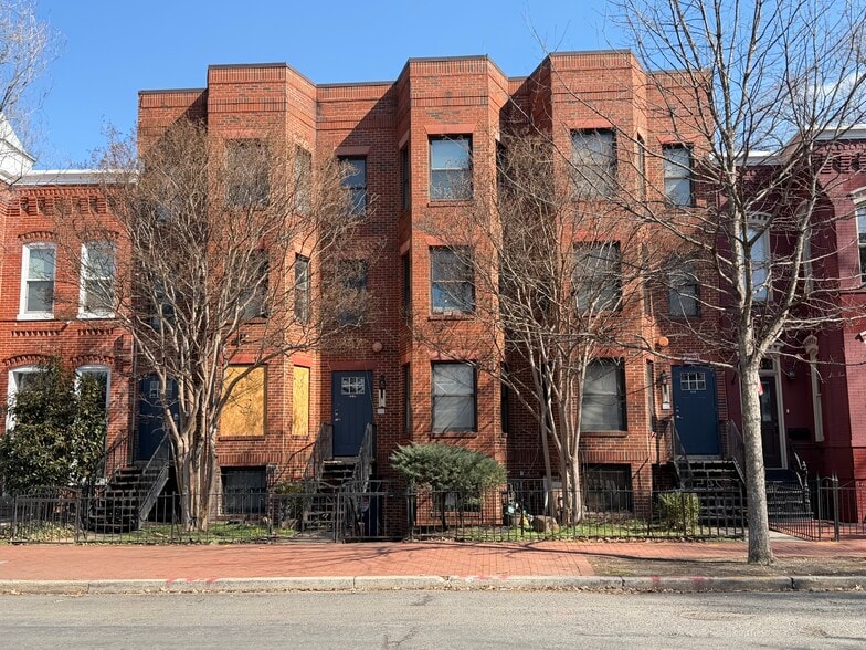245-249 8th St NE, Washington, DC for sale - Building Photo - Image 1 of 13