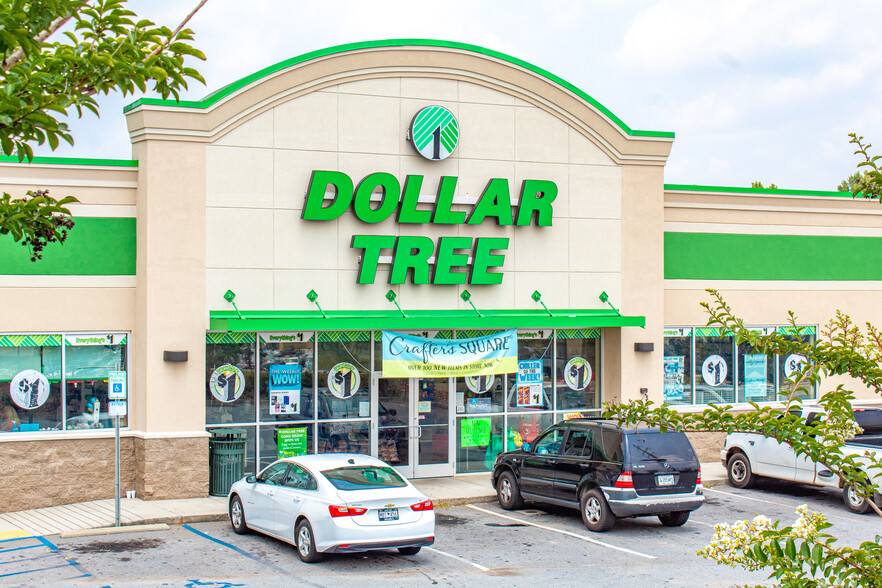 Dollar Tree, Greenville, SC à vendre - Photo du bâtiment - Image 1 de 1