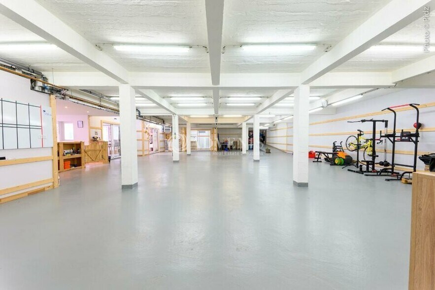 Industrial in La Bassee for sale - Interior Photo - Image 1 of 10