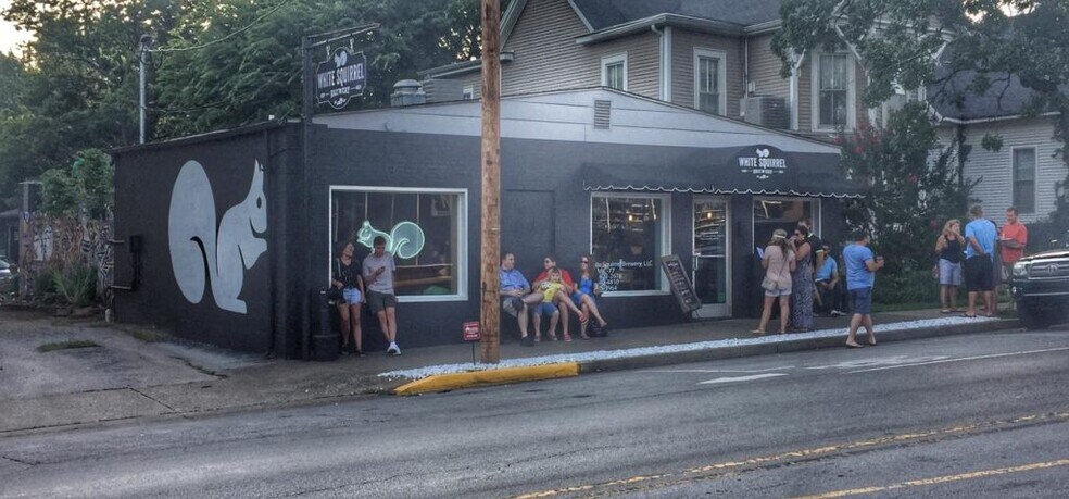 871 Broadway Ave, Bowling Green, KY à vendre - Photo du bâtiment - Image 2 de 6