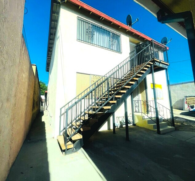 5609-5613 E Beverly Blvd, East Los Angeles, CA à vendre - Photo du bâtiment - Image 2 de 14