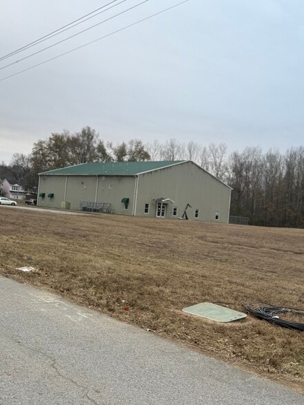 4728 New Allen Rd, Memphis, TN for sale - Building Photo - Image 1 of 4