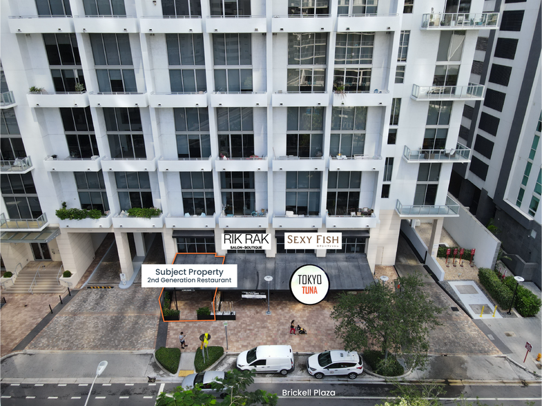 1057 Brickell Plz, Miami, FL for lease - Building Photo - Image 1 of 19