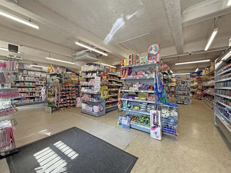 10 Bridge St, Downham Market for sale - Building Photo - Image 3 of 26