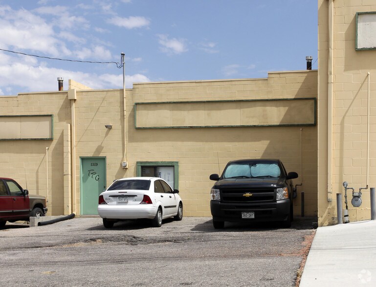 1359 Pecan St, Colorado Springs, CO for lease - Primary Photo - Image 1 of 2