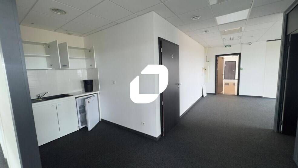 7 Rue De La Haye, Schiltigheim for lease - Interior Photo - Image 3 of 11