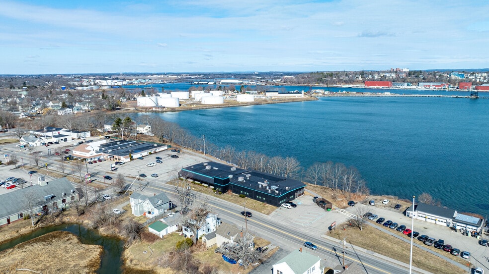 725 Broadway, South Portland, ME for sale - Building Photo - Image 2 of 20