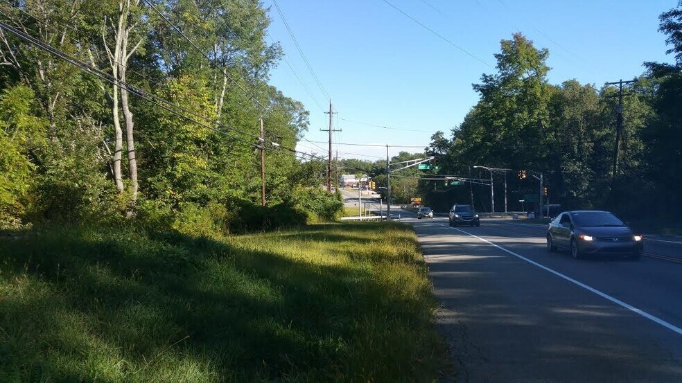 422 US Highway 206, Branchville, NJ à vendre - Photo du bâtiment - Image 3 de 11