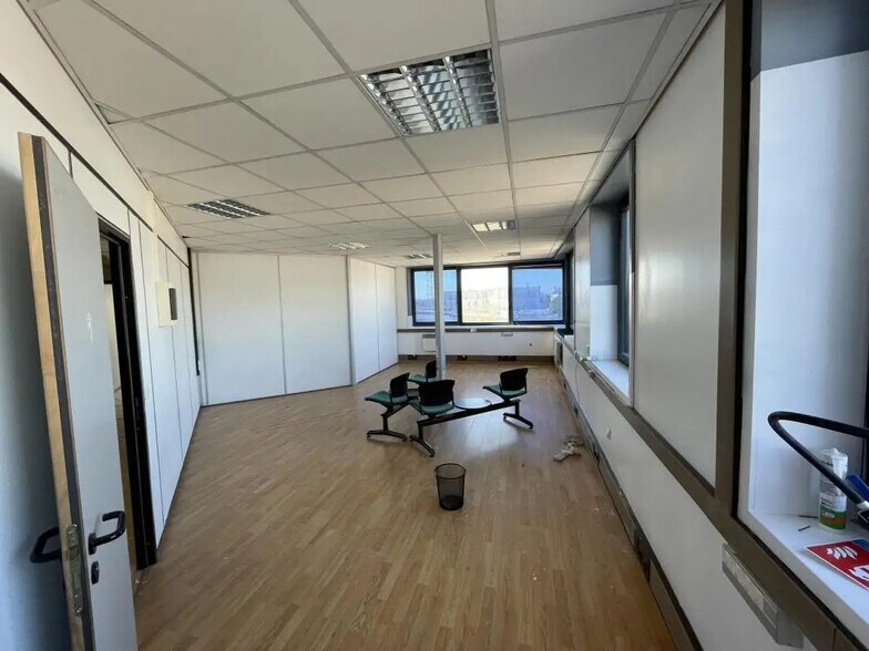 28 Rue De L'Aven, Cergy for lease - Building Photo - Image 2 of 17