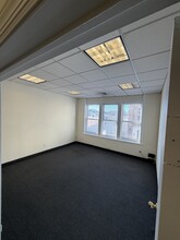 238 Main St, Hackensack, NJ à louer Photo intérieure- Image 1 de 11