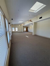 853 Lincoln Way, Auburn, CA for lease Interior Photo- Image 2 of 9