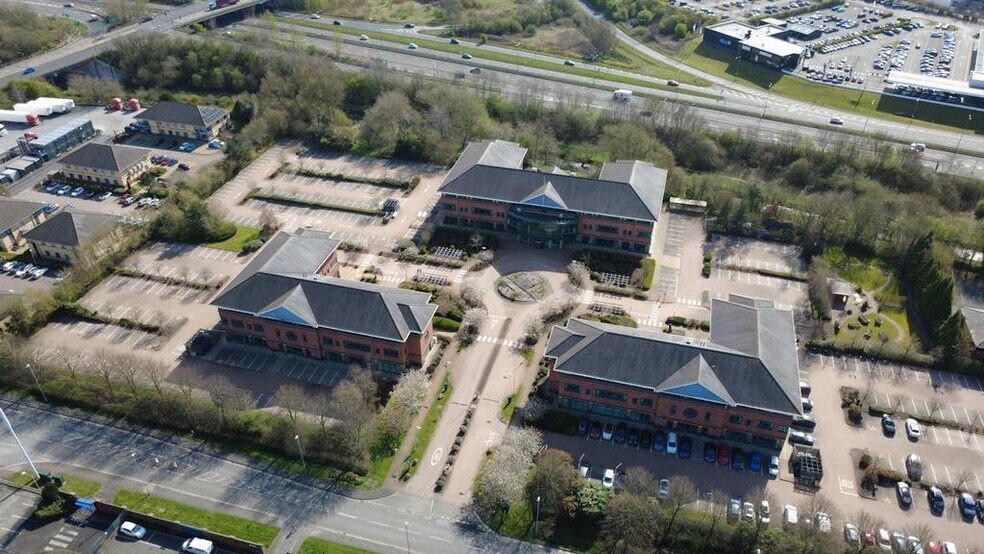 Campbell Rd, Stoke On Trent à louer - Photo du bâtiment - Image 3 de 17