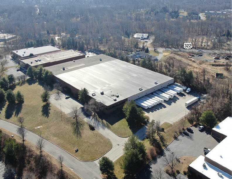 10 Creek Pky, Upper Chichester, PA for lease Primary Photo- Image 1 of 4