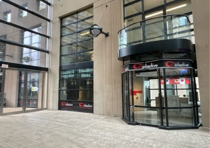 300 W Georgia St, Vancouver, BC for lease Building Photo- Image 1 of 2