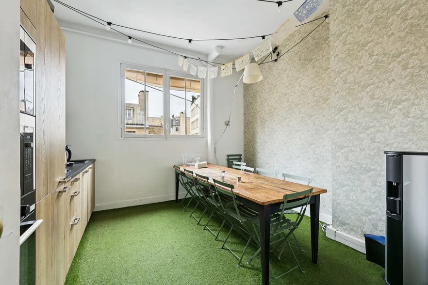 11 Rue Lincoln, Paris for lease - Interior Photo - Image 3 of 15