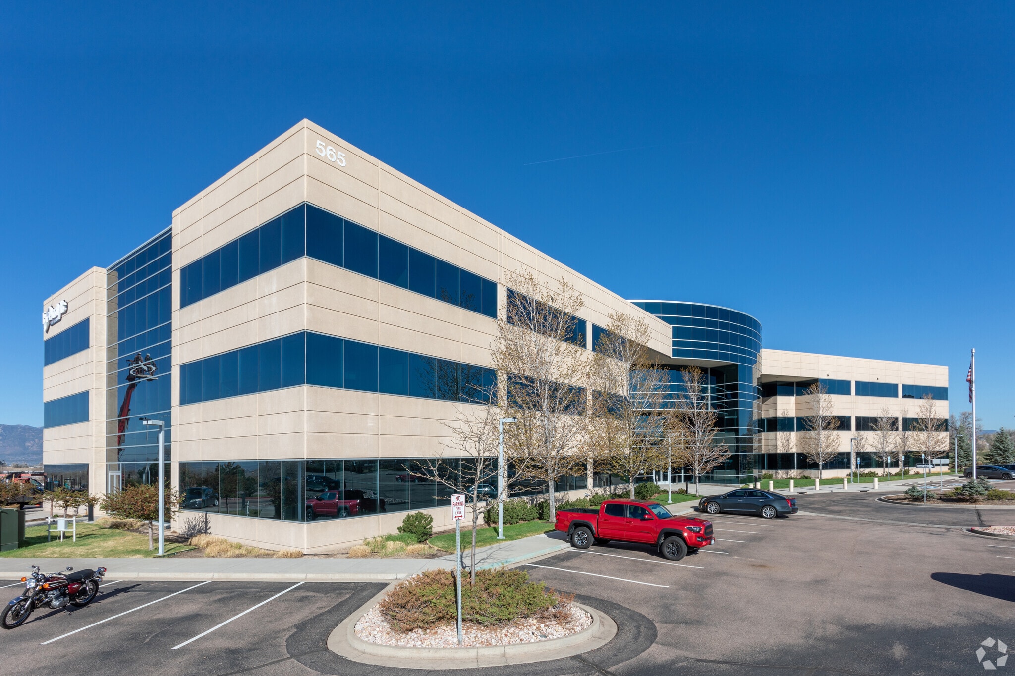 565 Space Center Dr, Colorado Springs, CO for lease Primary Photo- Image 1 of 12