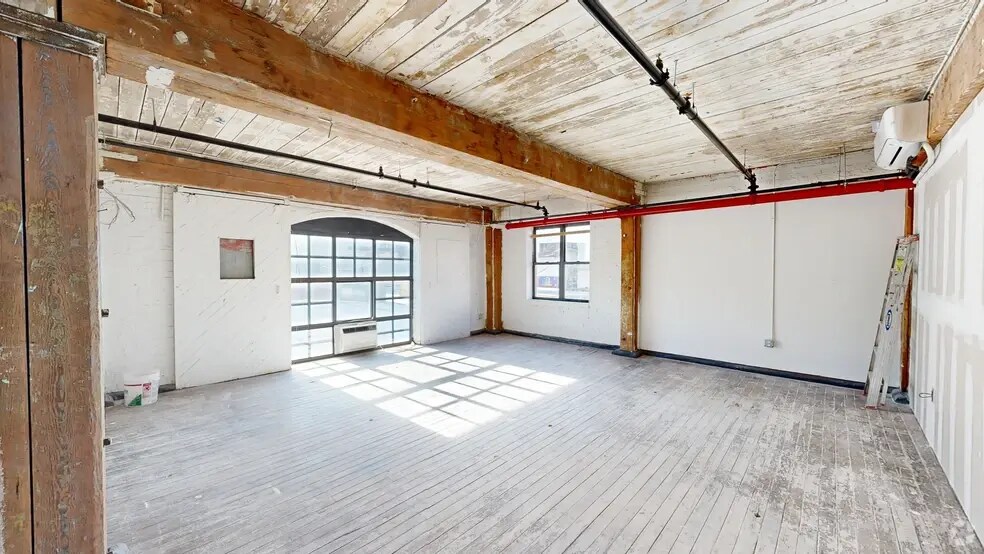 61-67 West St, Brooklyn, NY à louer - Numérisation 3D de Matterport - Image 3 de 21