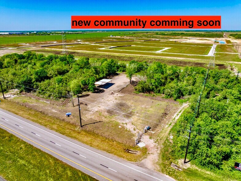 3208 Chene Rue, Rosharon, TX for sale - Building Photo - Image 2 of 9