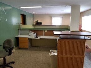 3800 Harlem Rd, Cheektowaga, NY for lease Interior Photo- Image 2 of 6