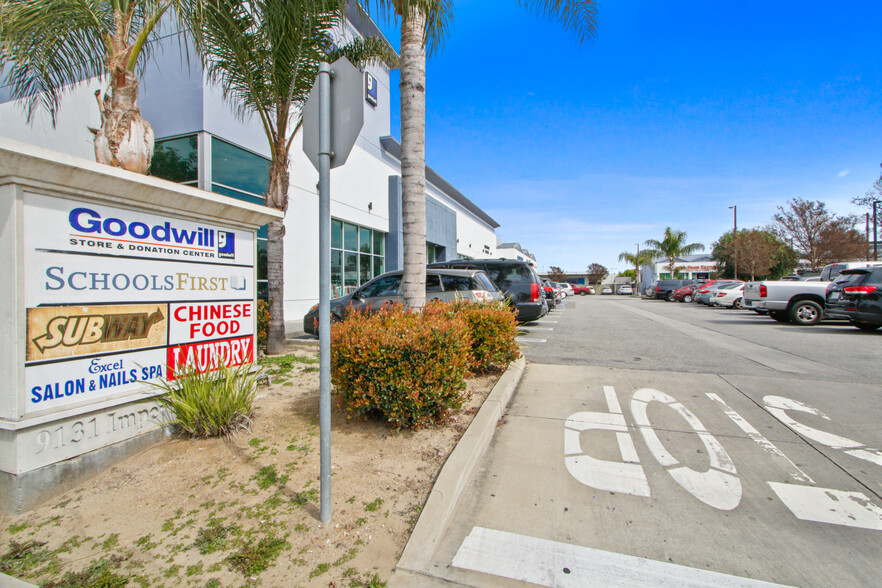 9125-9131 Imperial Hwy, Downey, CA for lease - Building Photo - Image 3 of 19