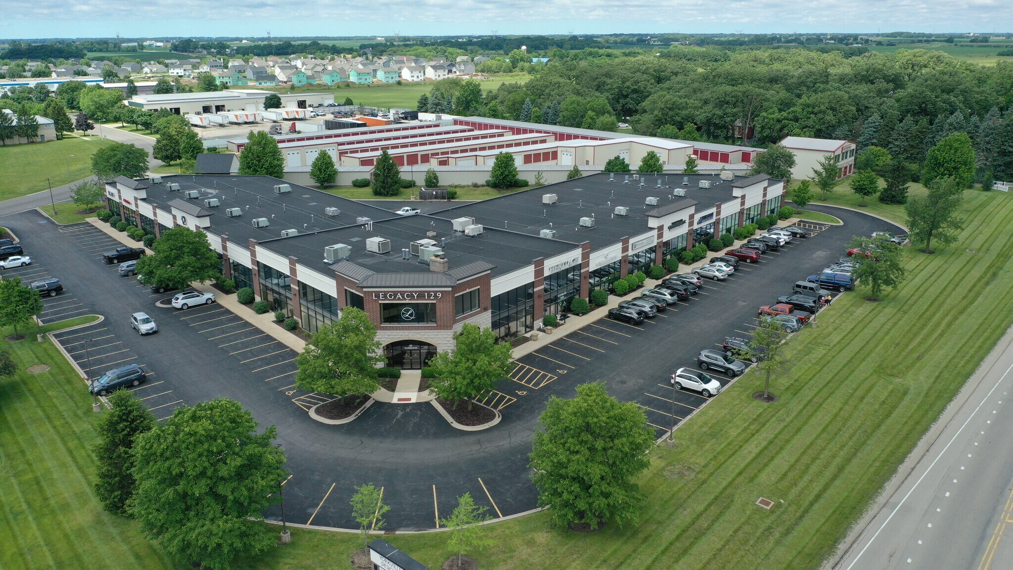 129 Commercial Dr, Yorkville, IL for lease Building Photo- Image 1 of 8